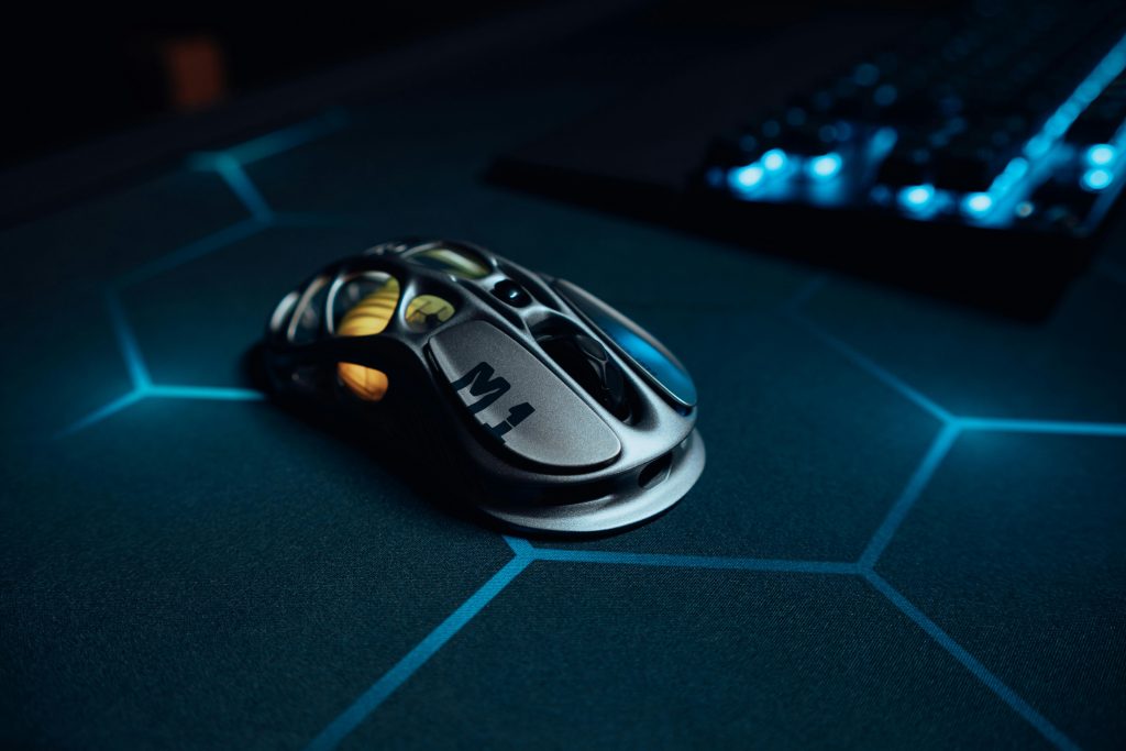 Gaming Mouse on Hexagonal LED Mousepad